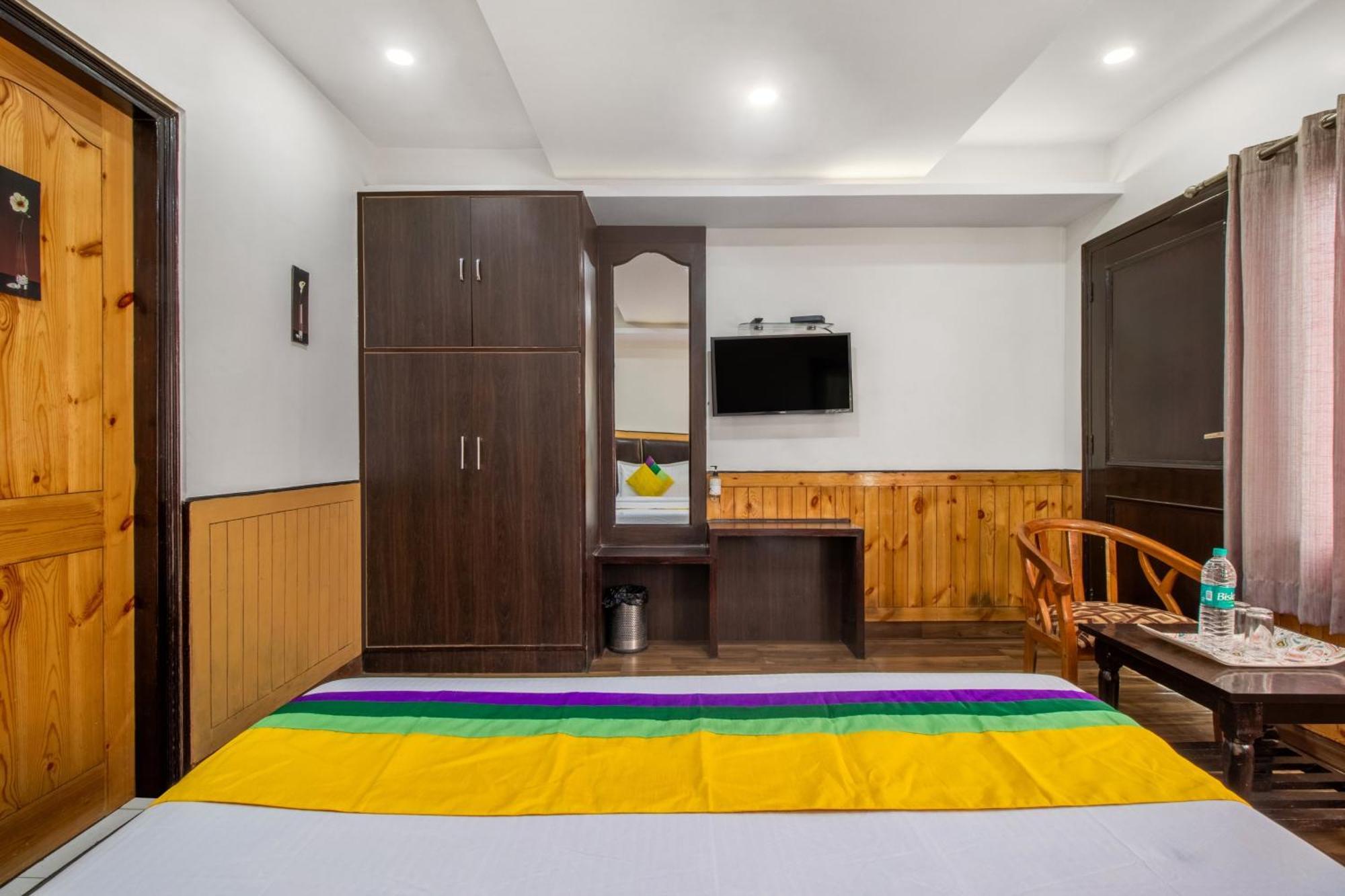 Itsy Hotels Avantika With Forest View Shimla Buitenkant foto