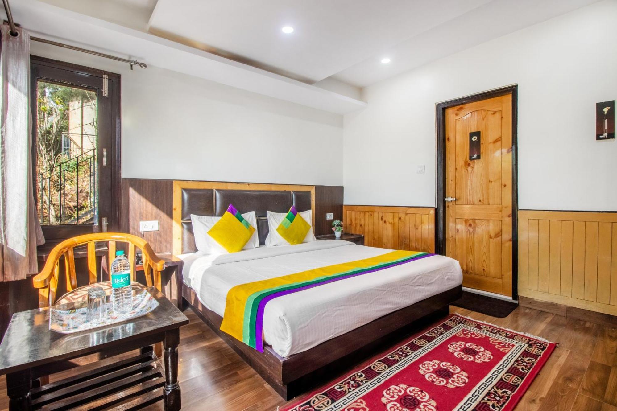 Itsy Hotels Avantika With Forest View Shimla Buitenkant foto