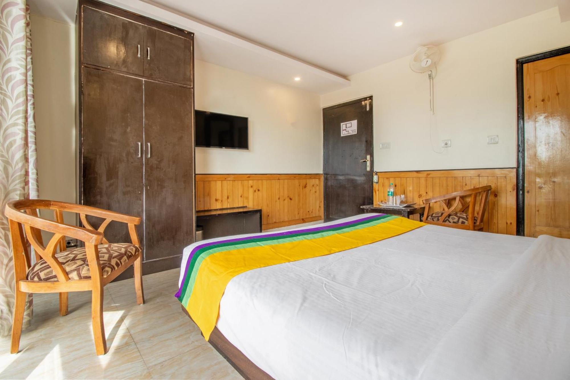 Itsy Hotels Avantika With Forest View Shimla Buitenkant foto